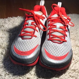 Mens 10.5 altra athletic shoes